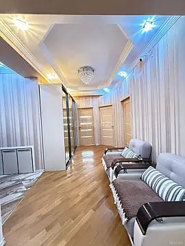 Satılır 3 otaqlı mənzil 125 m²