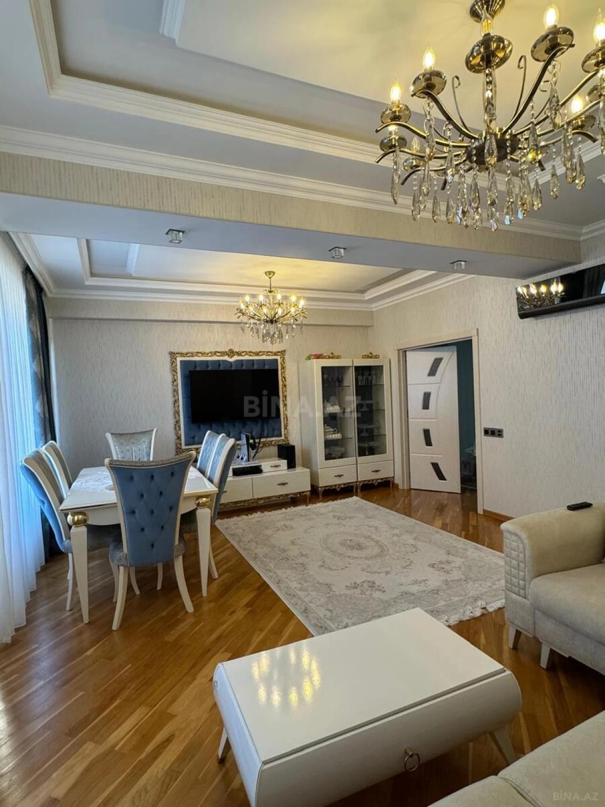 Satılır 3 otaqlı mənzil 102 m²