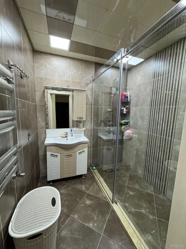 Satılır 3 otaqlı mənzil 102 m²