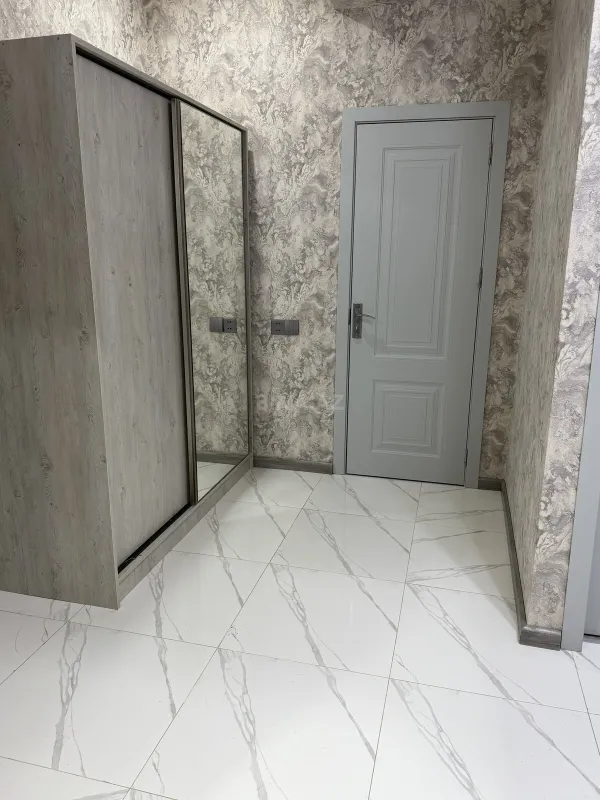 Satılır 2 otaqlı mənzil 58 m²