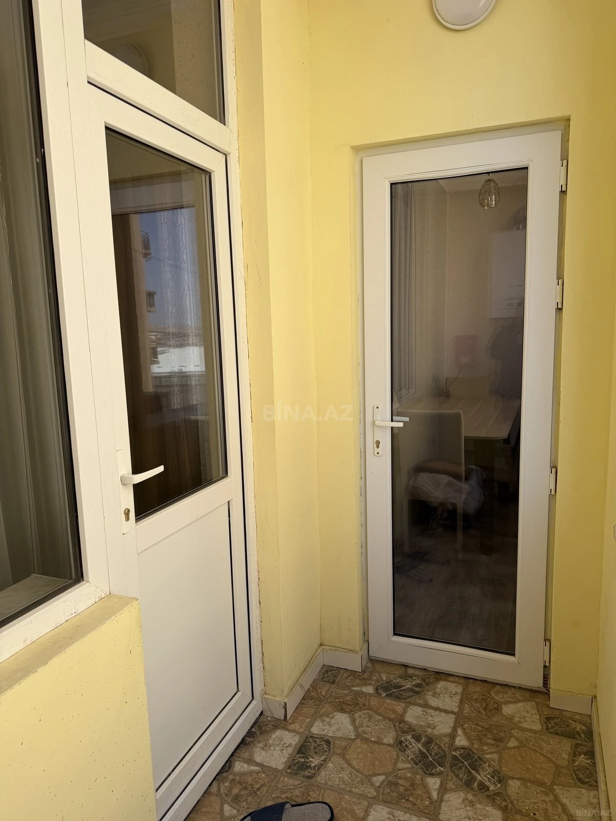 Satılır 2 otaqlı mənzil 58 m²