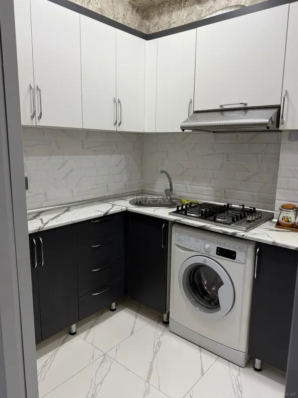 Satılır 2 otaqlı mənzil 58 m²
