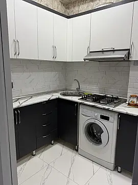 Satılır 2 otaqlı mənzil 58 m²