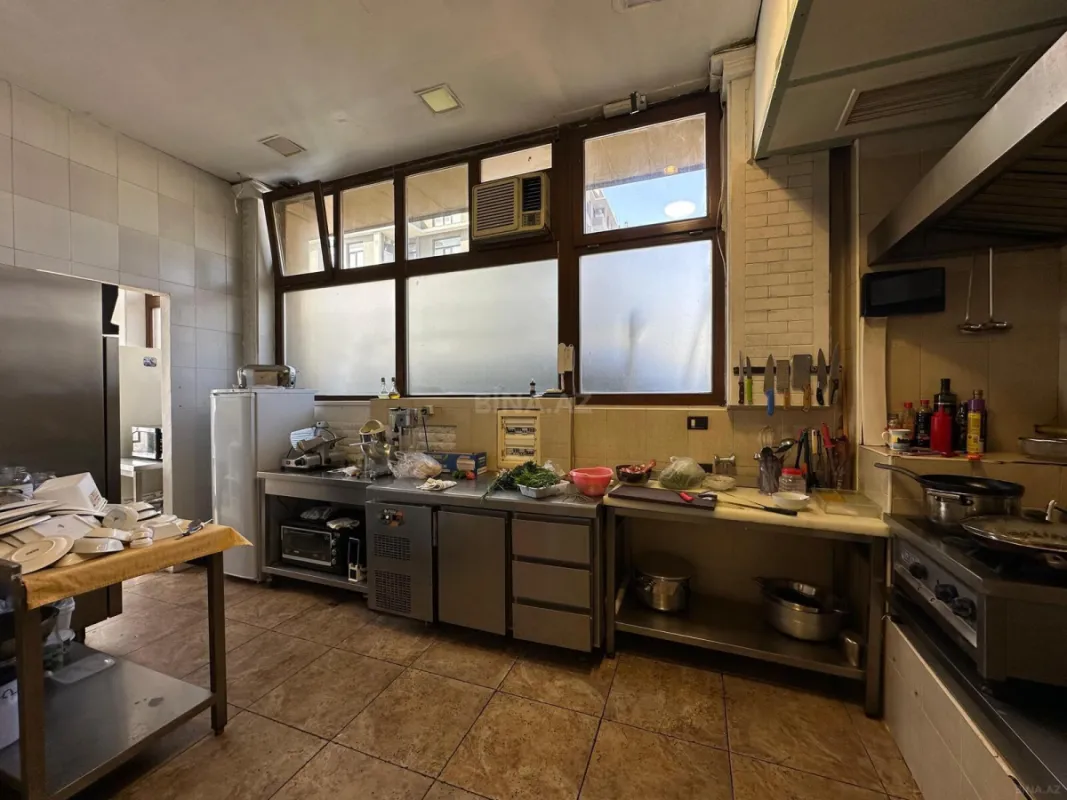 Kirayə verilir obyekt 470 m²