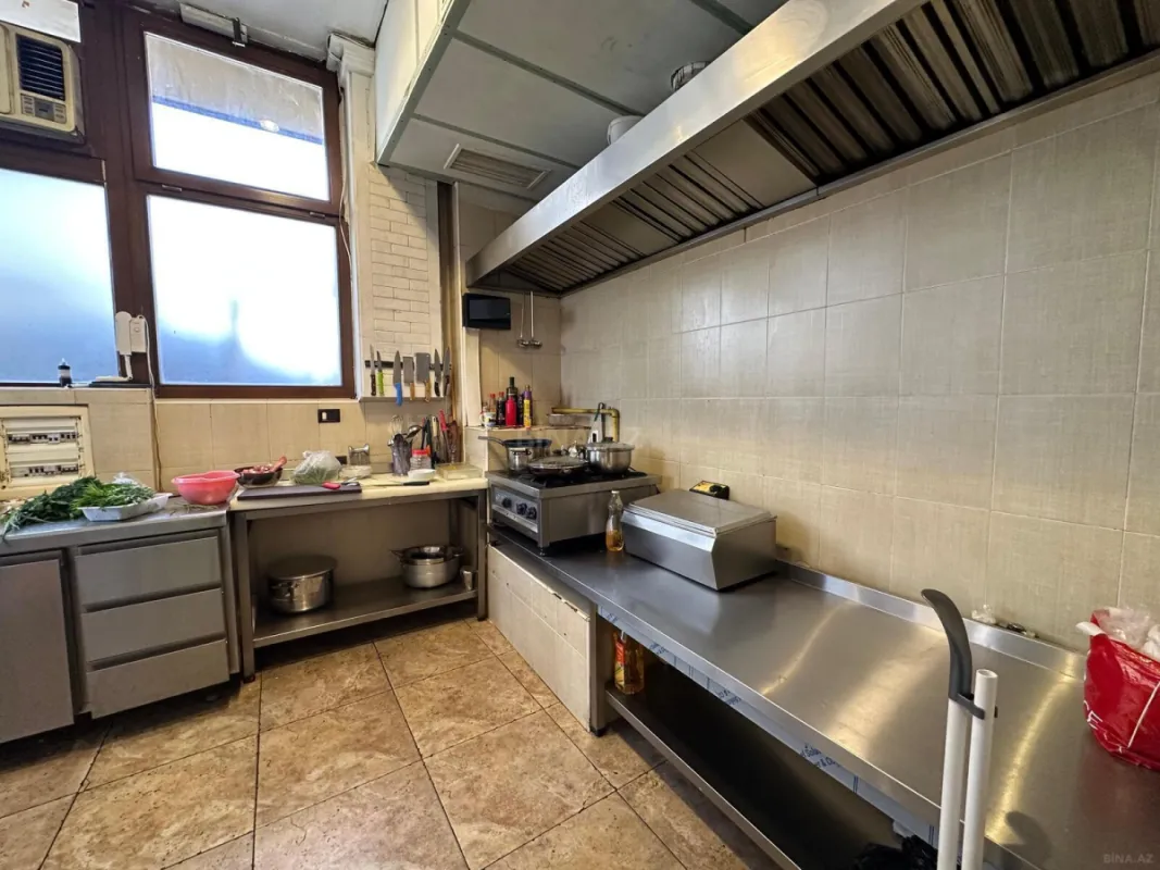 Kirayə verilir obyekt 470 m²