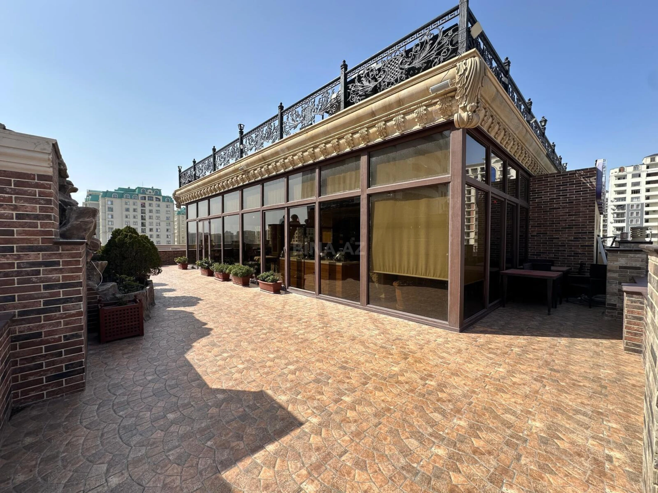 Kirayə verilir obyekt 470 m²