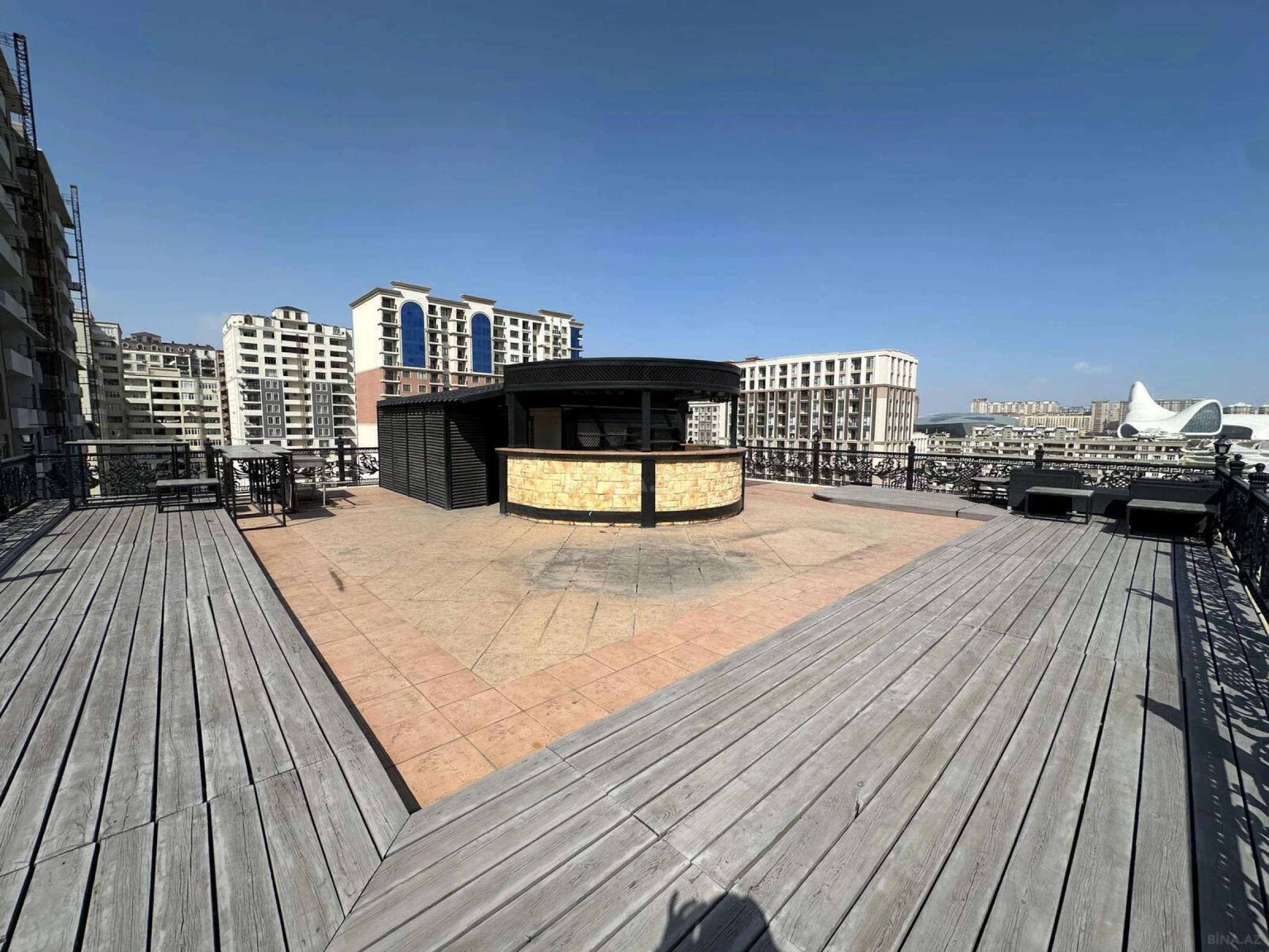 Kirayə verilir obyekt 470 m²