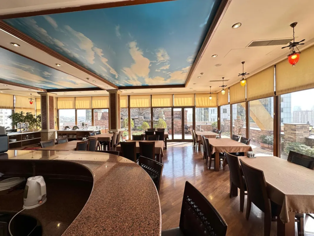 Kirayə verilir obyekt 470 m²