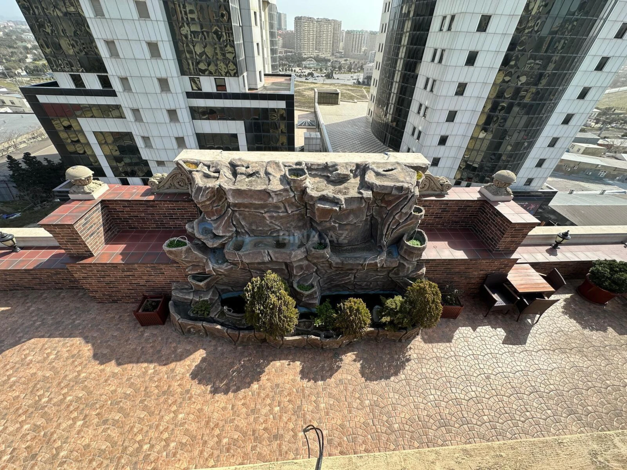 Kirayə verilir obyekt 470 m²