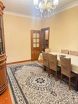 Satılır 4 otaqlı mənzil 100 m² — Bakı 4 otaq 100.00 m²