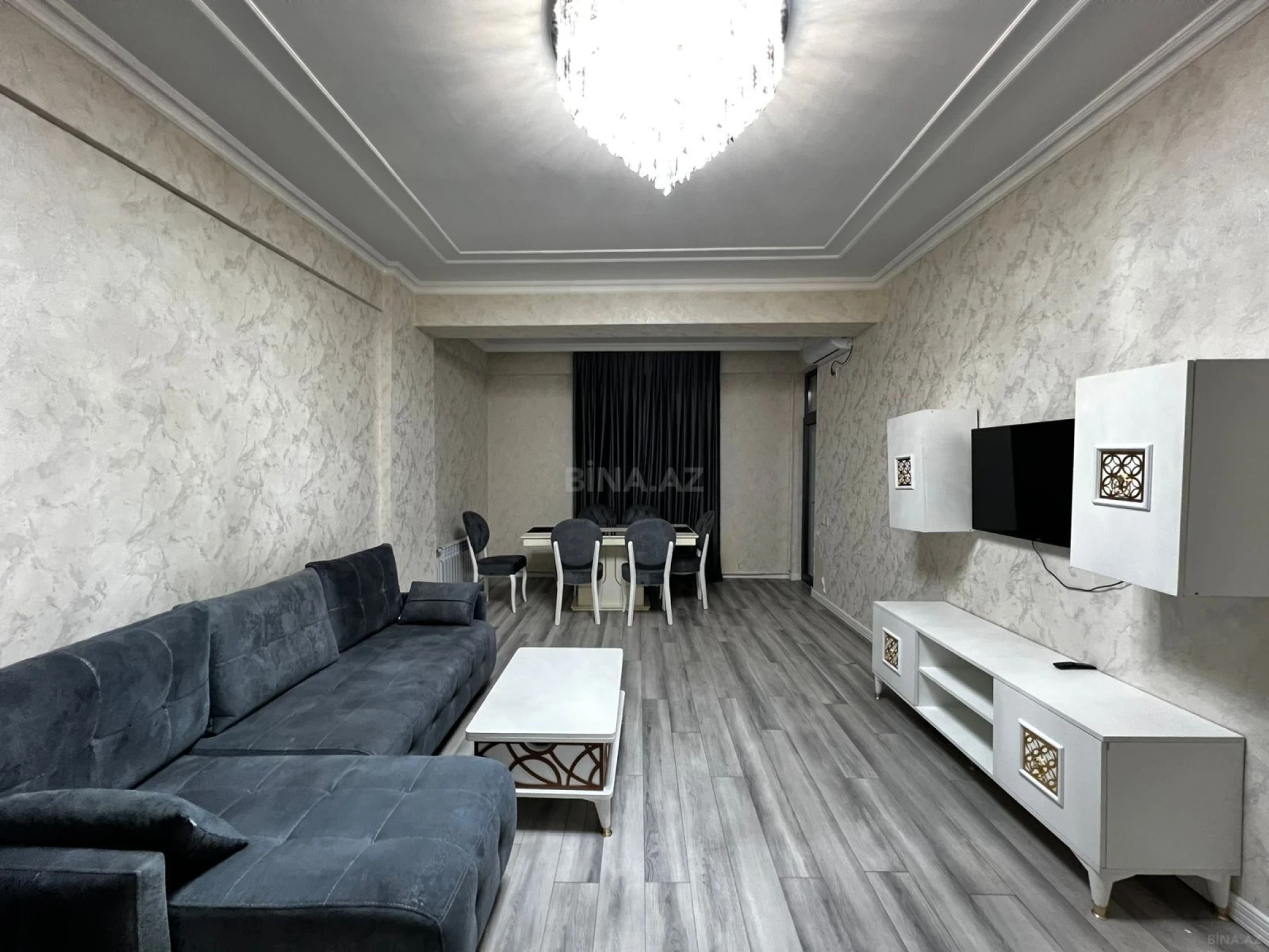 Satılır 2 otaqlı mənzil 93 m²