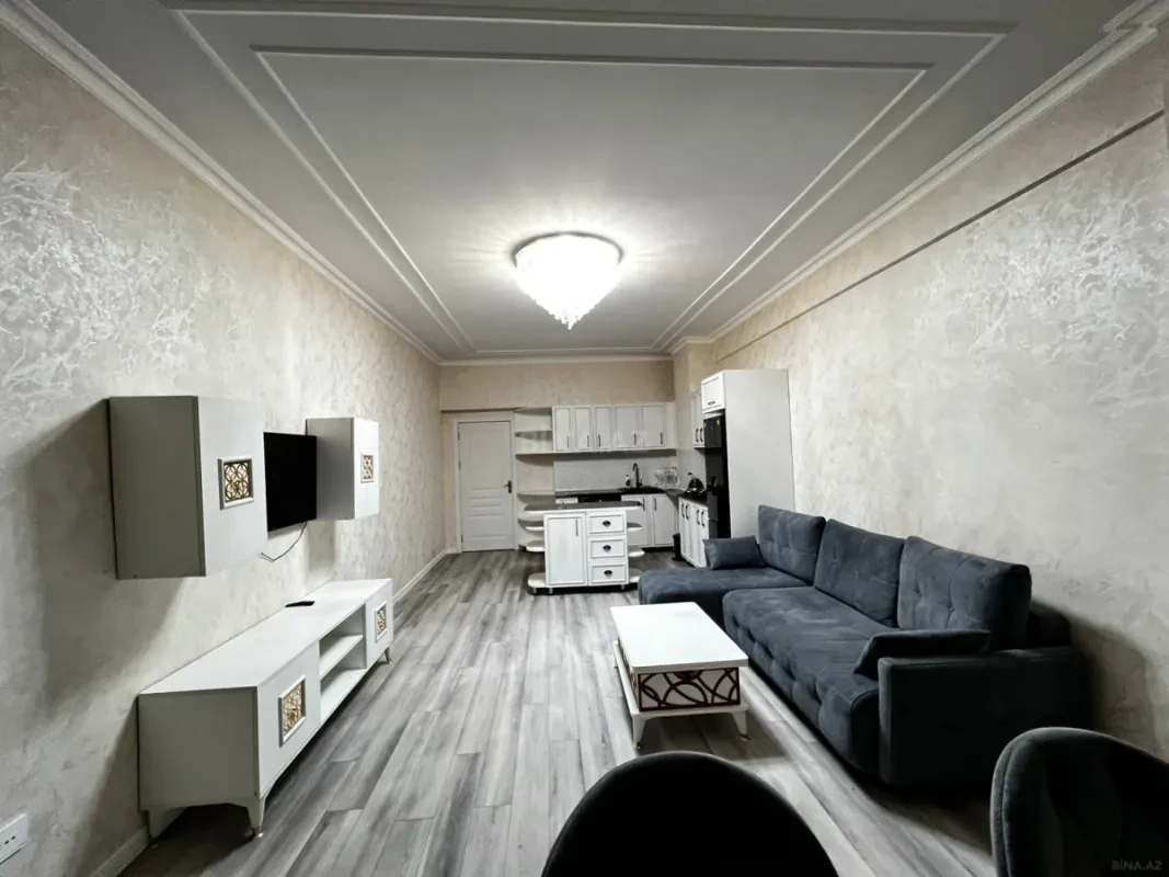 Satılır 2 otaqlı mənzil 93 m²