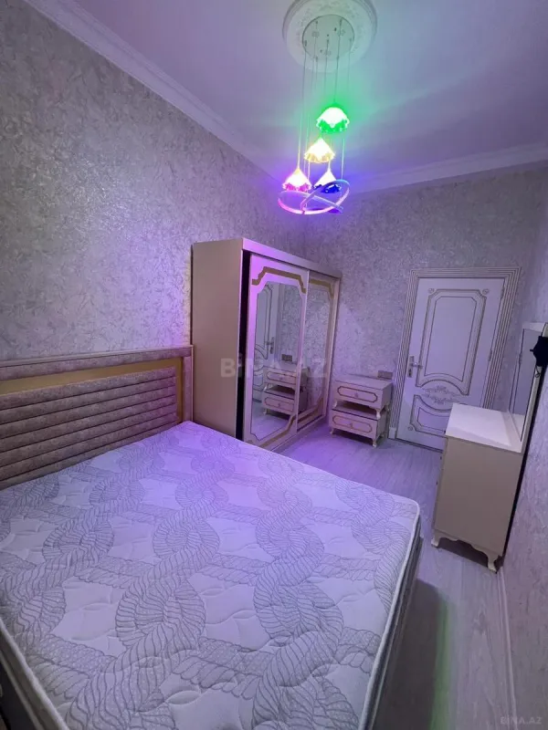 Kirayə verilir 2 otaqlı mənzil 60 m²