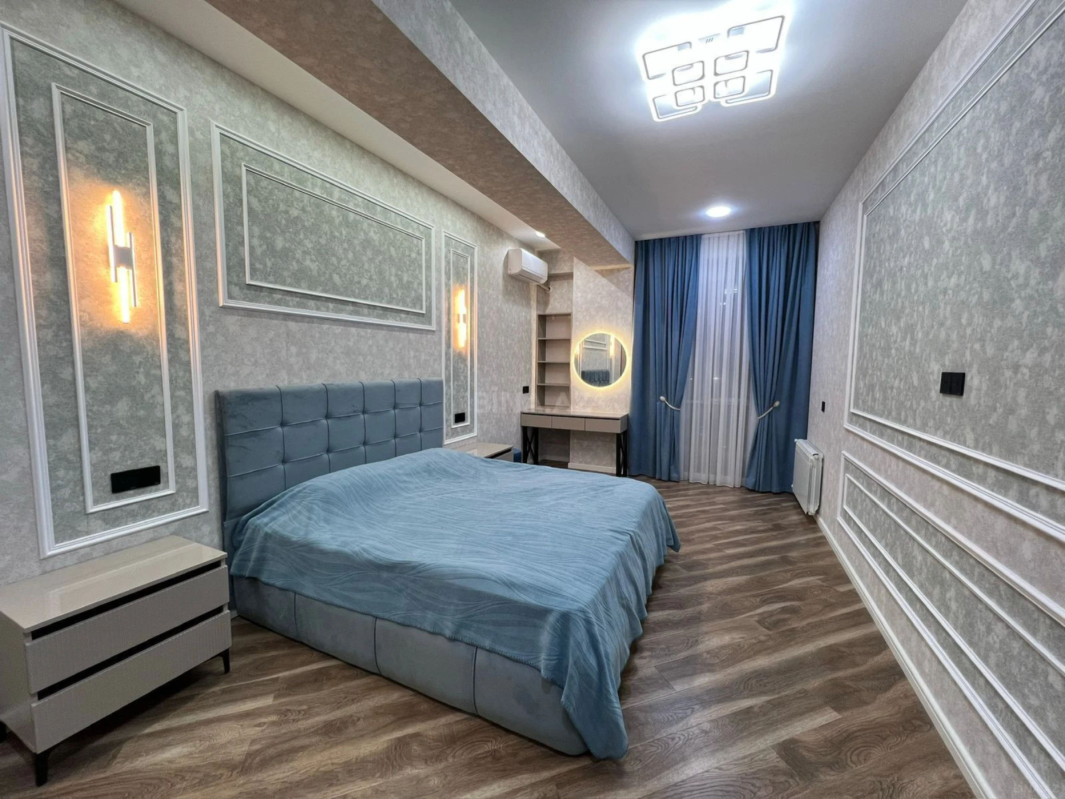 Kirayə verilir 2 otaqlı mənzil 90 m²