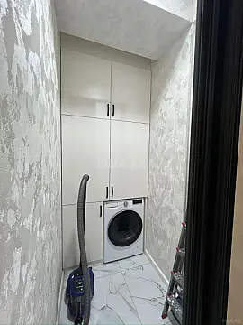 Kirayə verilir 2 otaqlı mənzil 90 m²