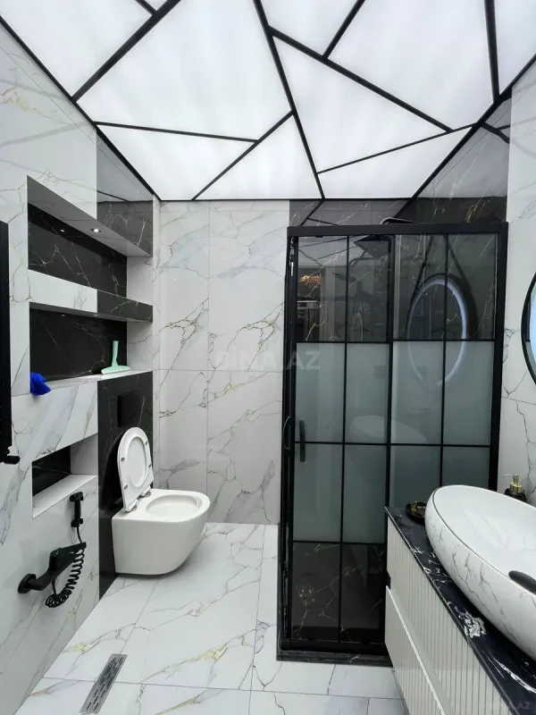 Kirayə verilir 2 otaqlı mənzil 90 m²