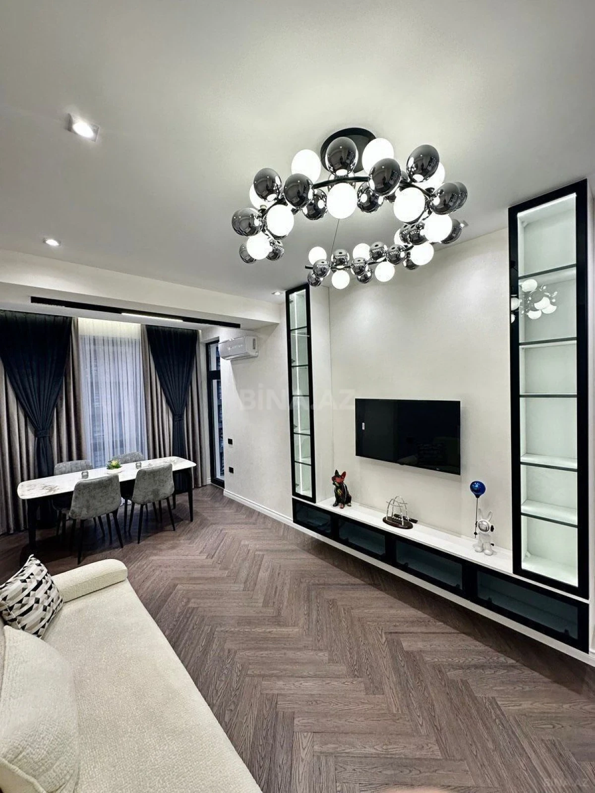 Satılır 2 otaqlı mənzil 60 m²