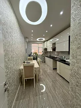 Satılır 3 otaqlı mənzil 140 m² — Bakı, İnşaatçılar 3 otaq 140.00 m²