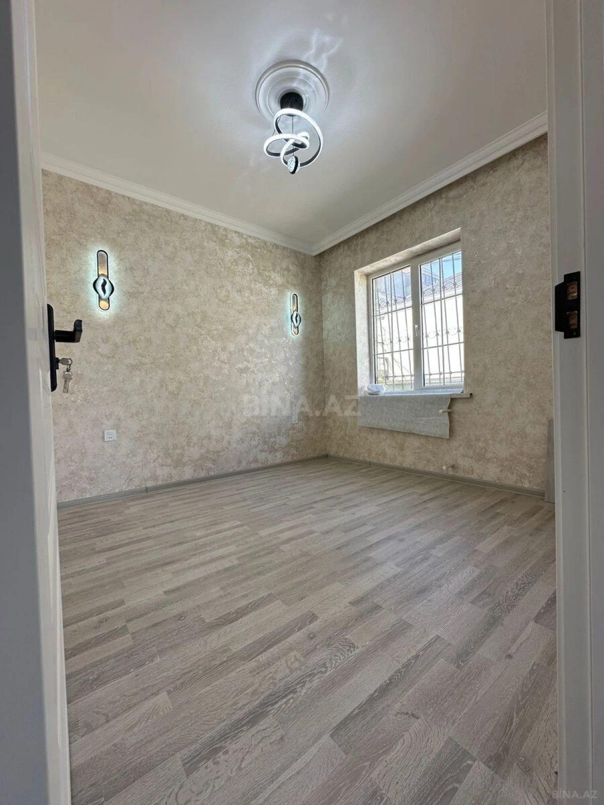 Satılır 3 otaqlı həyət evi 65 m²