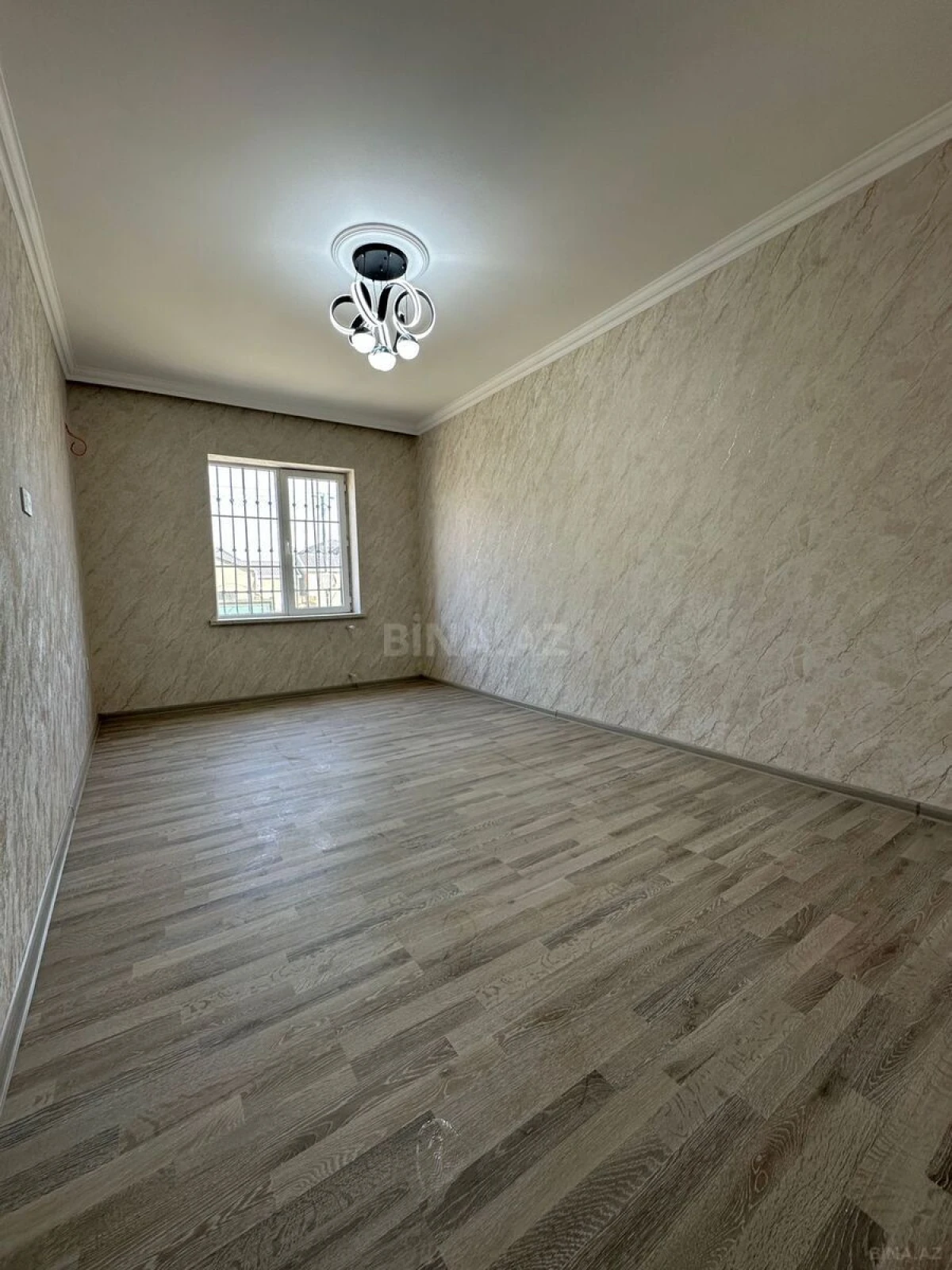 Satılır 3 otaqlı həyət evi 65 m²