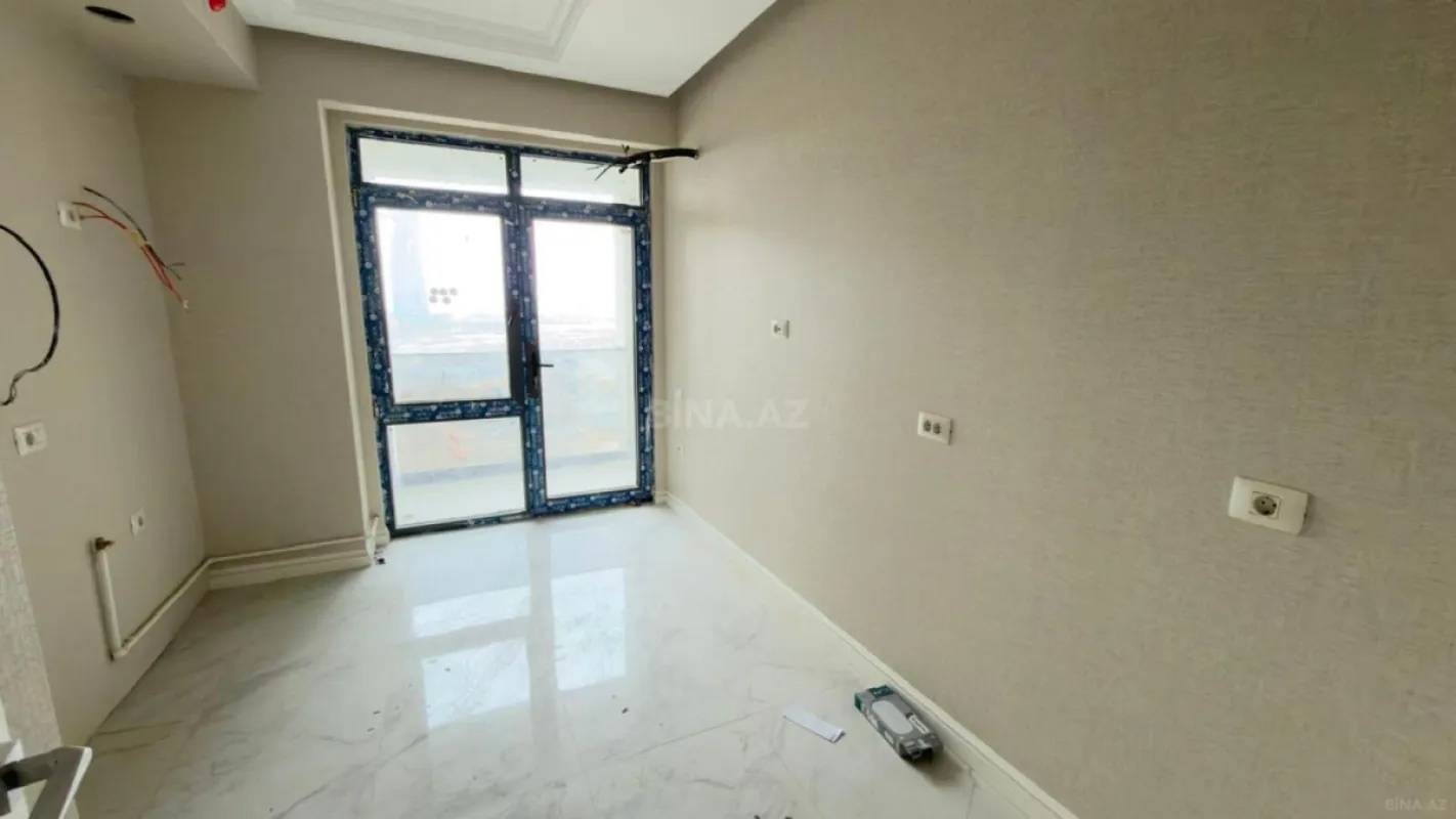 Satılır 2 otaqlı mənzil 70 m²
