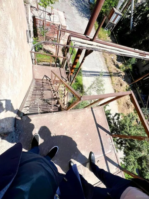 Kirayə verilir obyekt 2100 m²