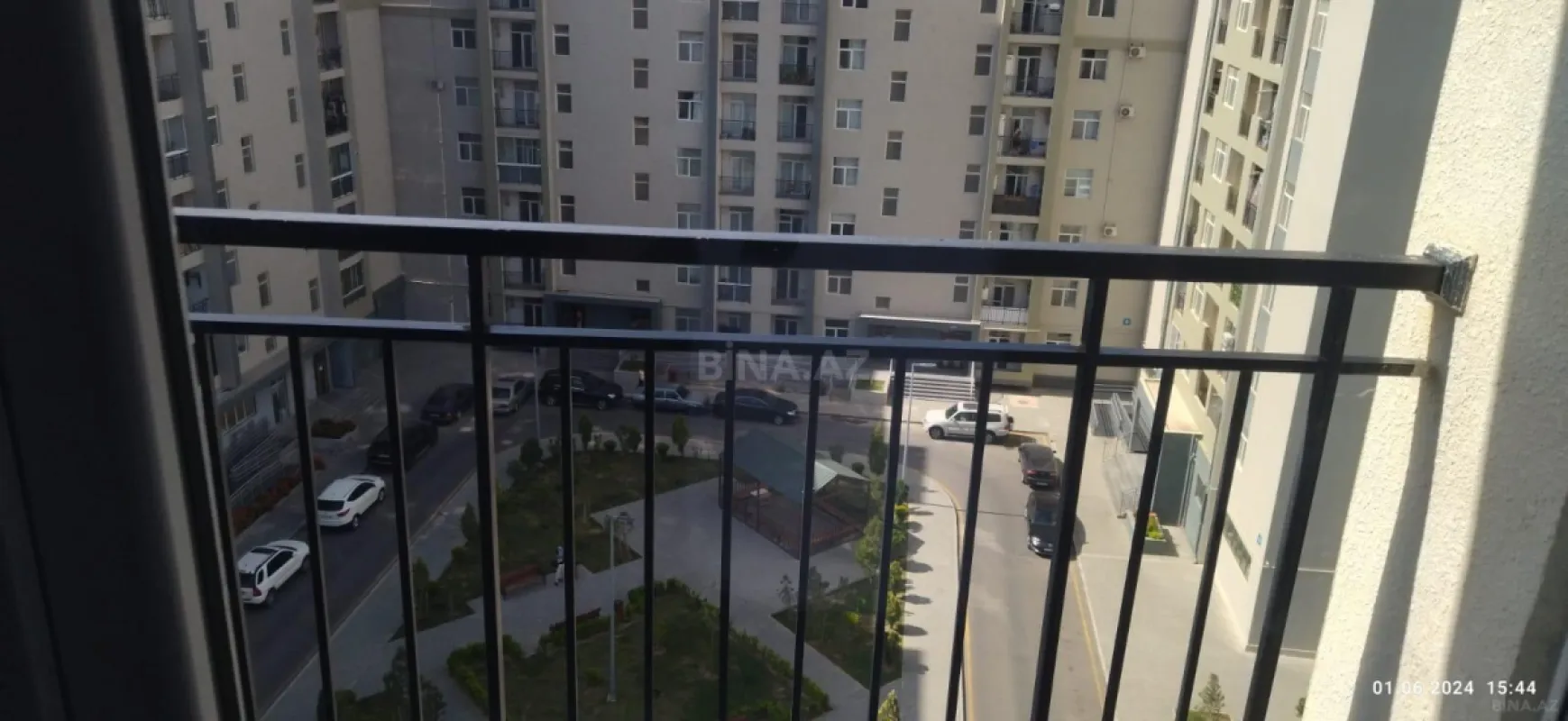 Satılır 4 otaqlı mənzil 117 m²