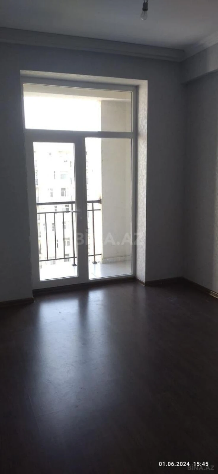 Satılır 4 otaqlı mənzil 117 m²