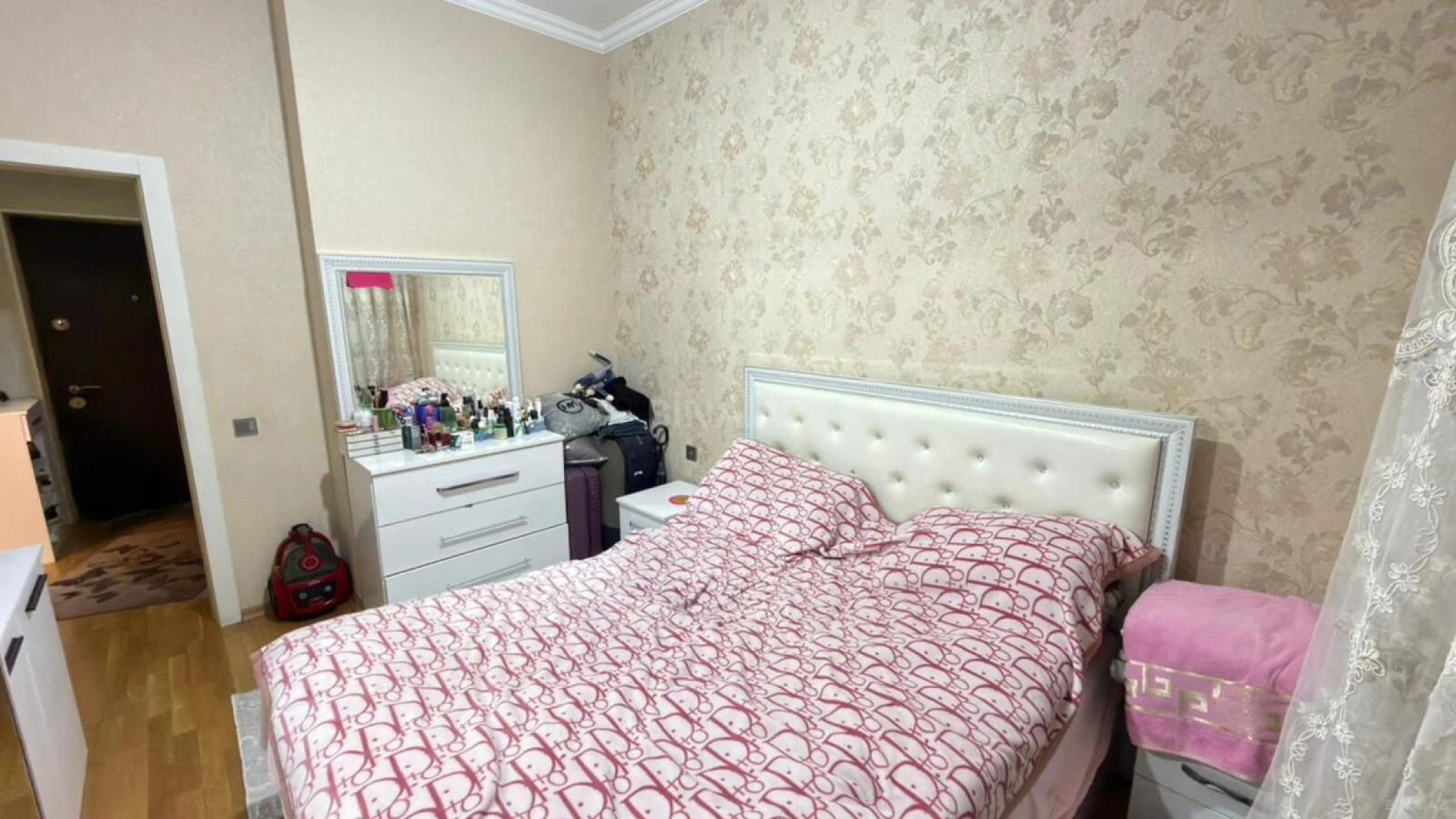 Satılır 2 otaqlı mənzil 50 m²