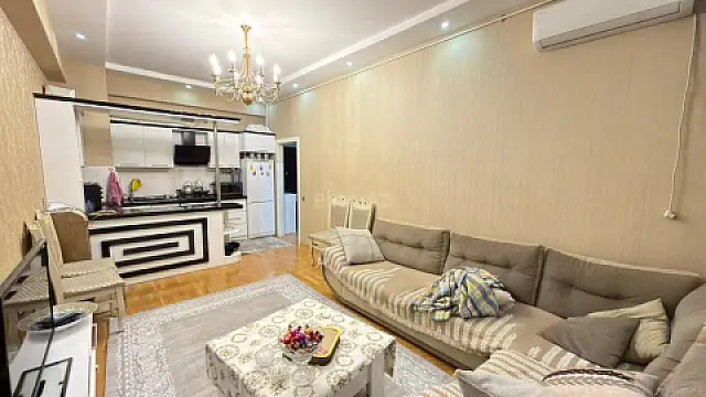 Satılır 2 otaqlı mənzil 50 m²
