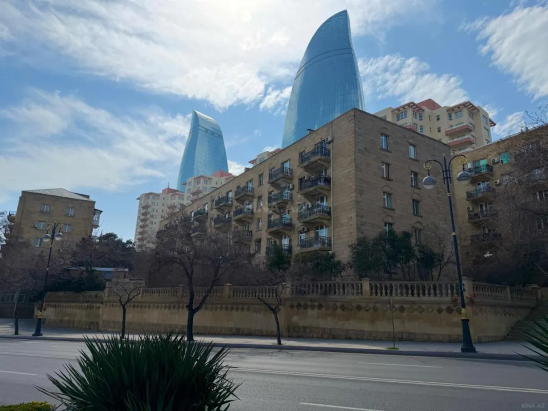 Satılır 2 otaqlı mənzil 50 m²