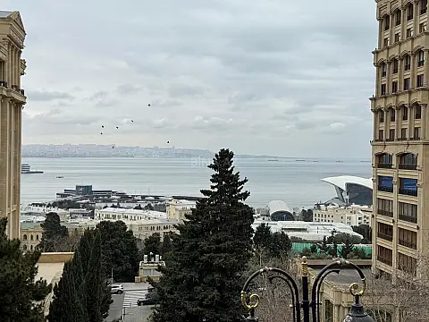 Satılır 2 otaqlı mənzil 50 m²