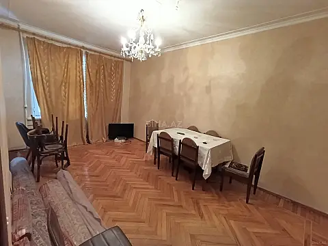 Satılır 2 otaqlı mənzil 50 m²