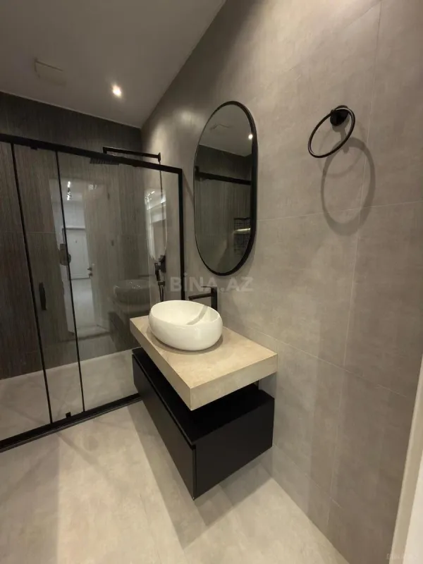 Satılır 3 otaqlı mənzil 118 m²