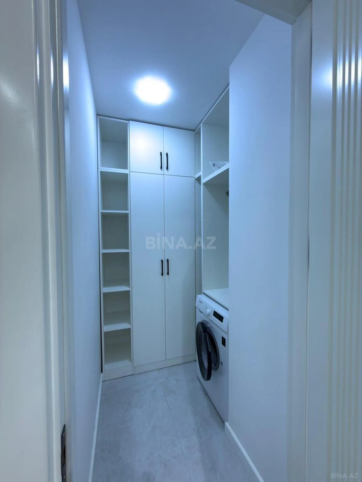 Satılır 3 otaqlı mənzil 118 m²