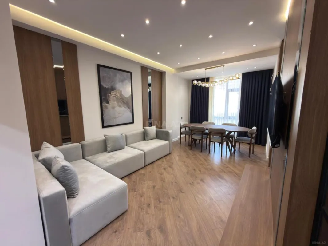 Satılır 3 otaqlı mənzil 118 m²