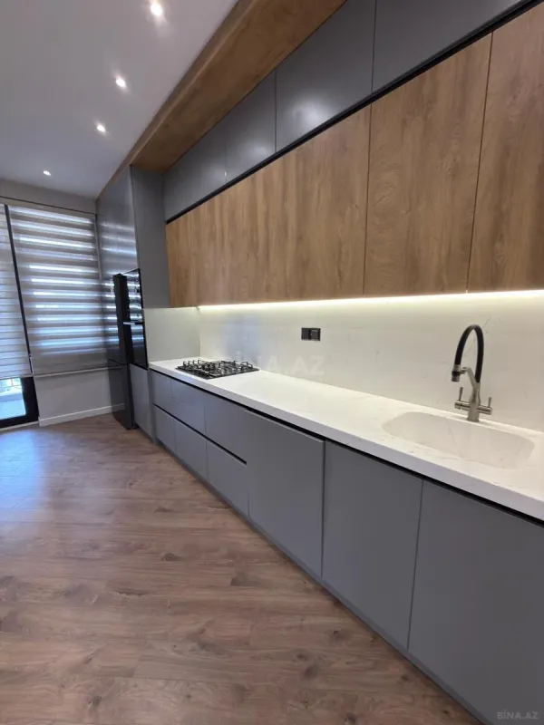 Satılır 3 otaqlı mənzil 118 m²