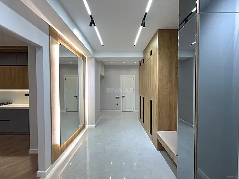 Satılır 3 otaqlı mənzil 118 m²