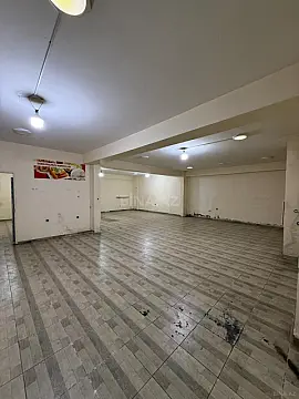 Satılır obyekt 132 m² — Bakı 132.00 m²