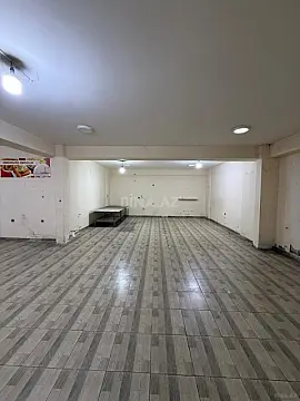 Satılır obyekt 132 m²