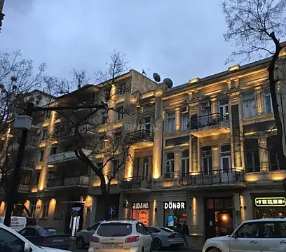 Kirayə verilir 2 otaqlı mənzil 65 m²