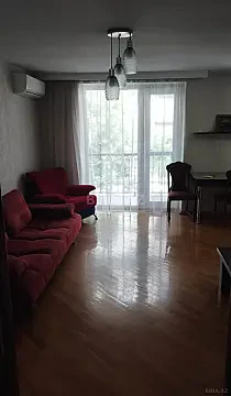 Kirayə verilir 2 otaqlı mənzil 65 m²
