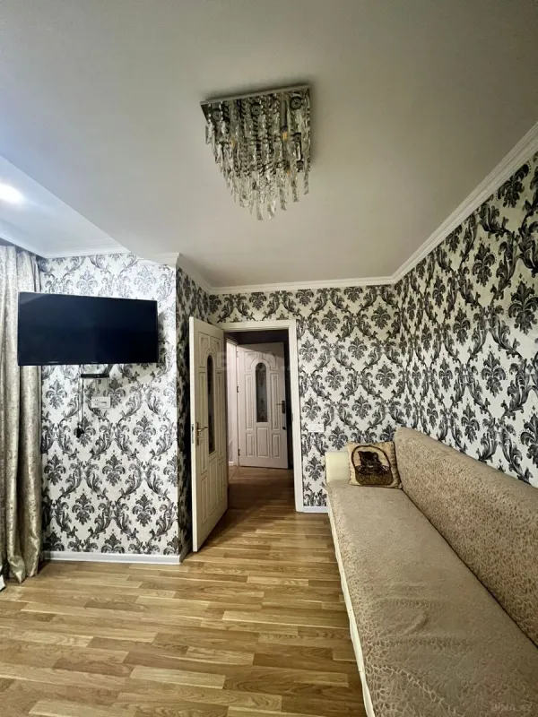 Satılır 2 otaqlı mənzil 47 m²