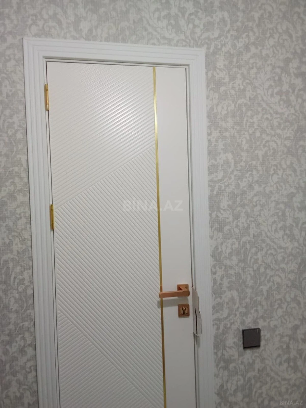 Satılır 1 otaqlı mənzil 20 m²