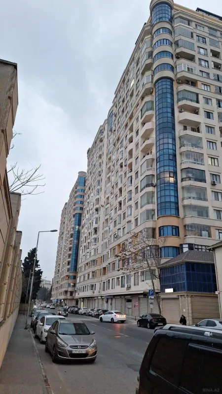 Satılır 3 otaqlı mənzil 100 m²