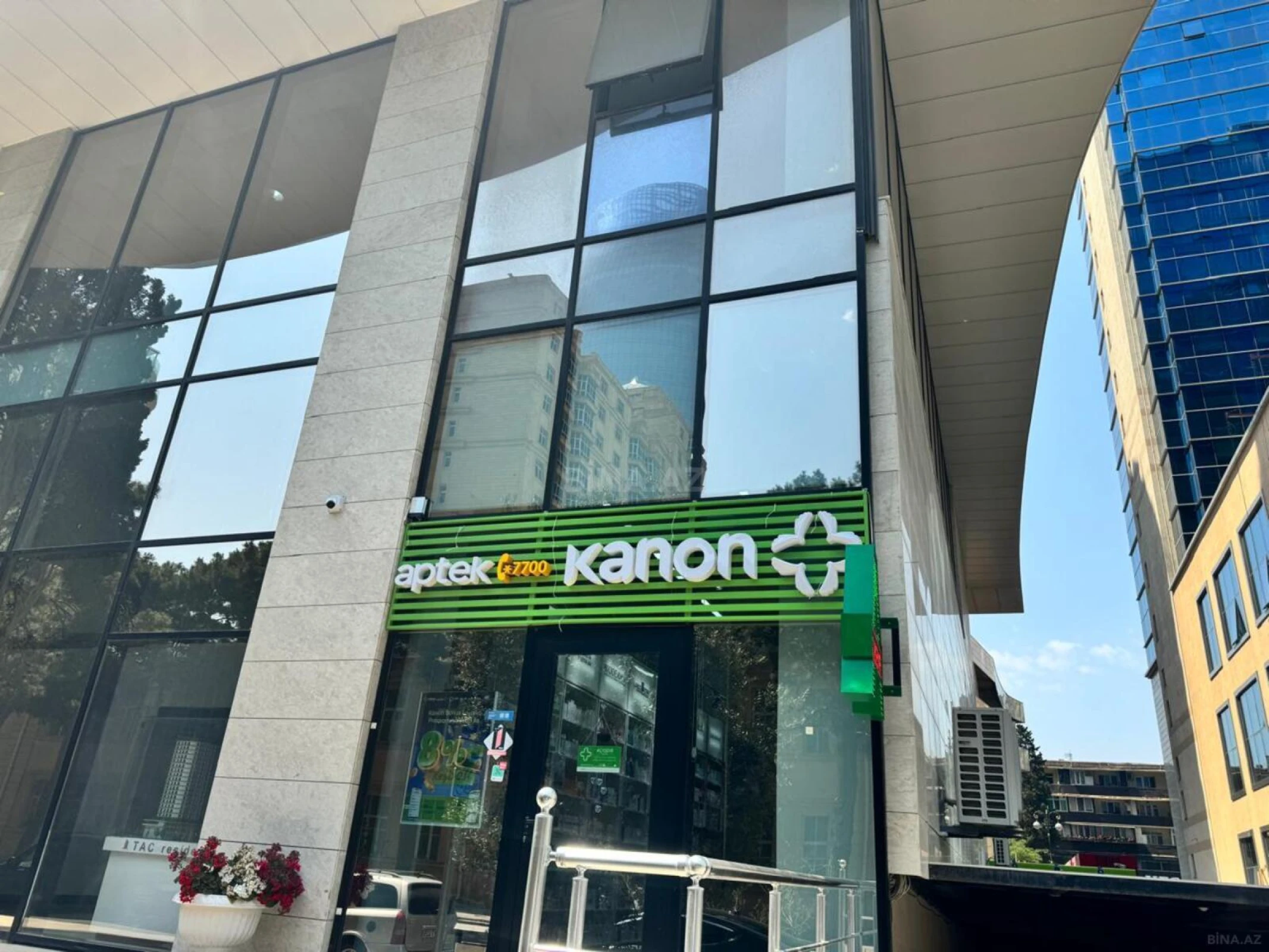 Satılır obyekt 115 m²