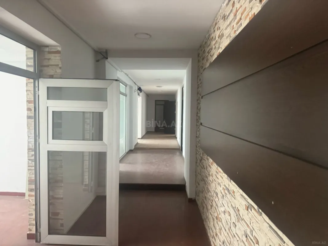Satılır obyekt 320 m²