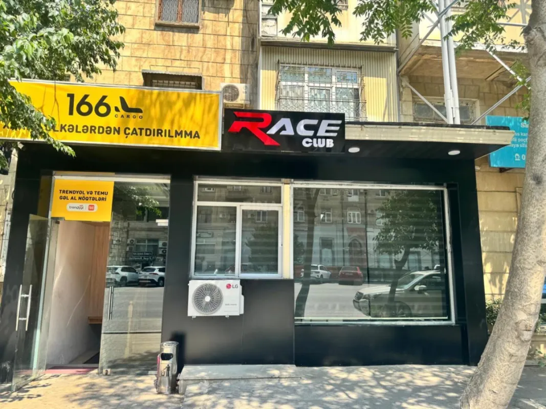 Satılır obyekt 127 m²