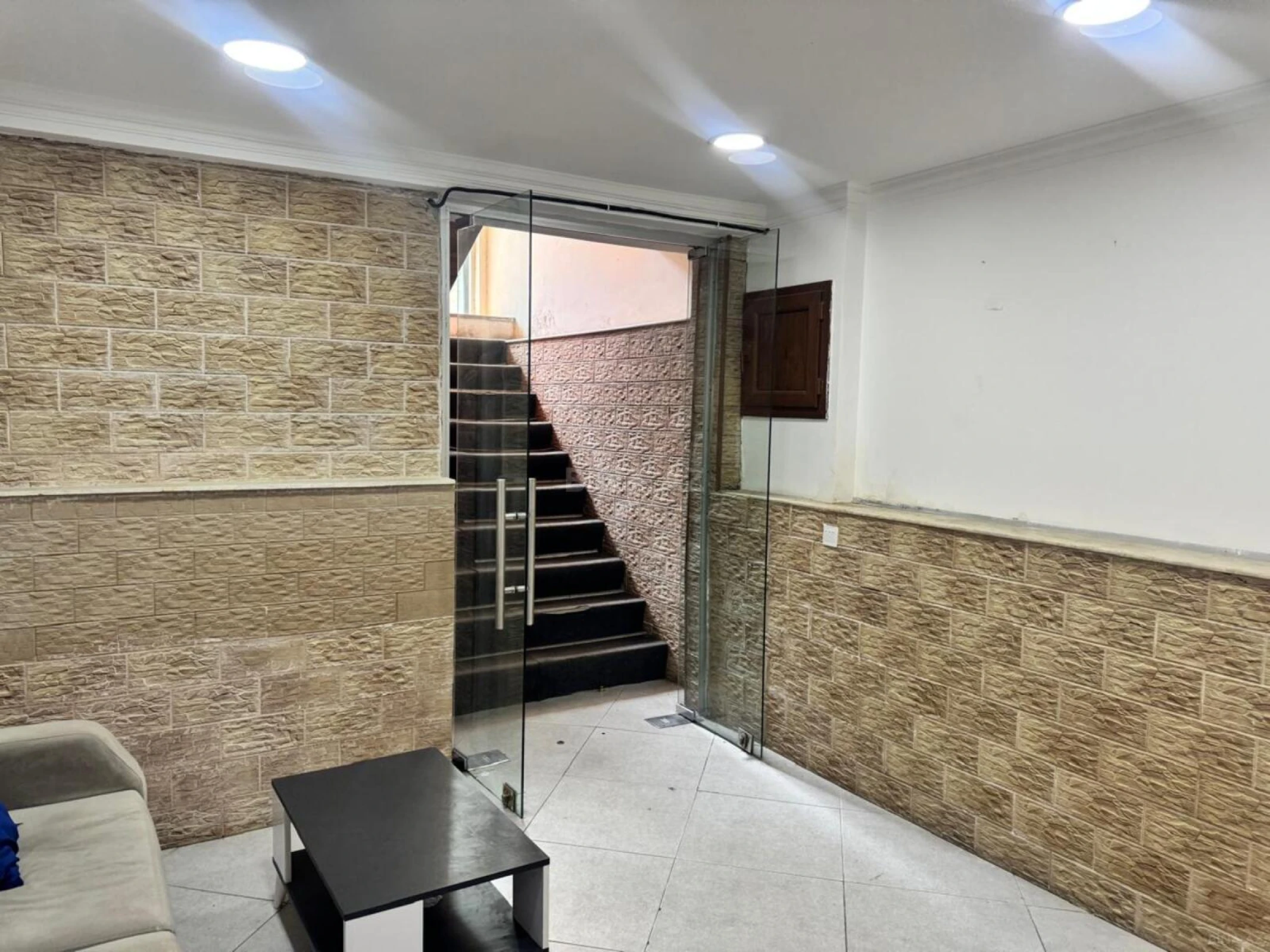 Satılır obyekt 127 m²