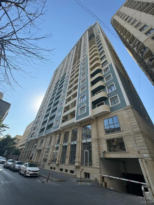 Satılır 2 otaqlı mənzil 67 m²